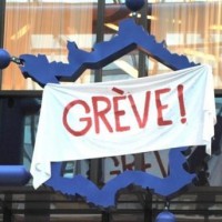 La france en grève sculpture